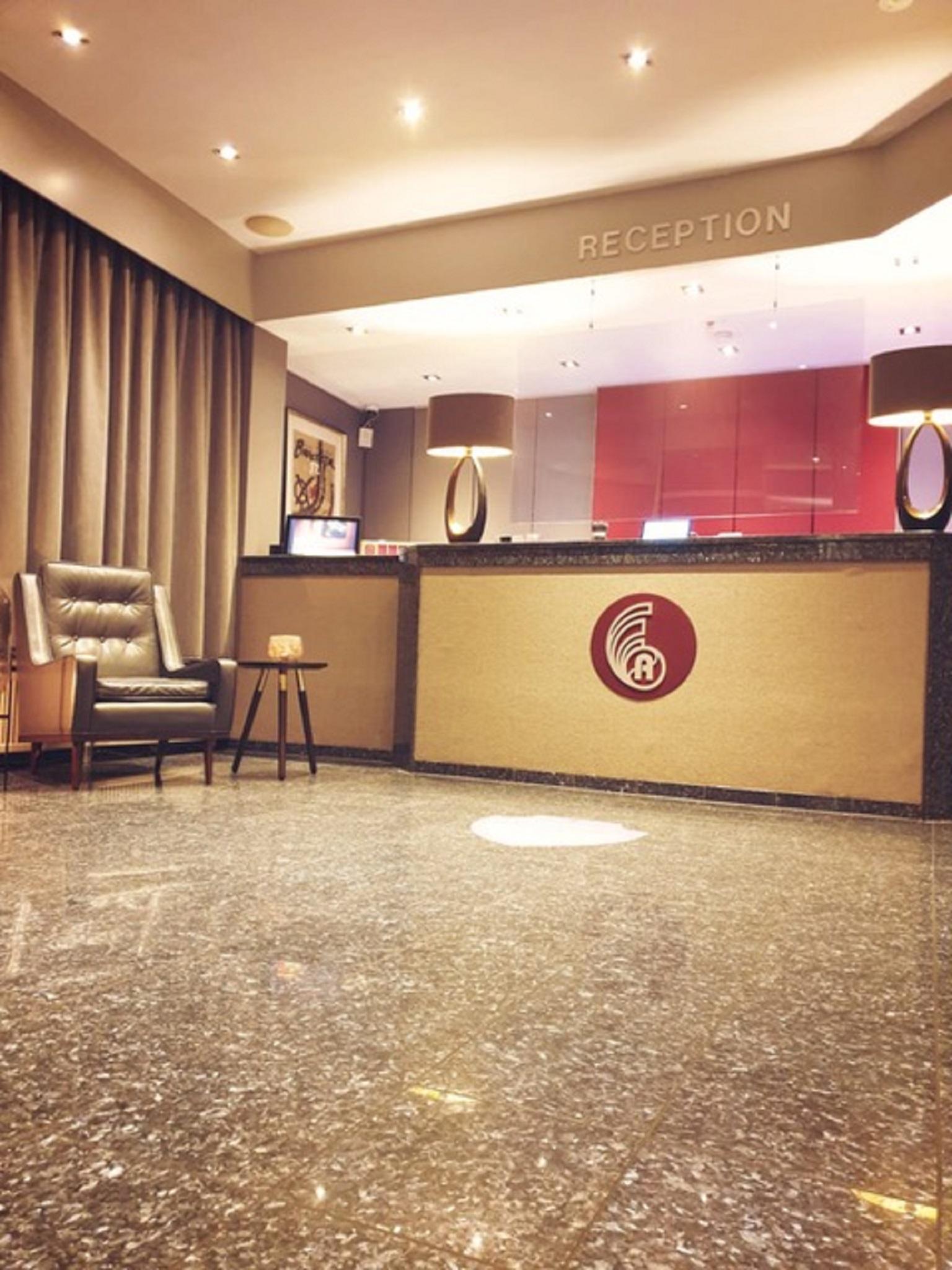 Hotel Am Augustinerplatz Cologne Extérieur photo